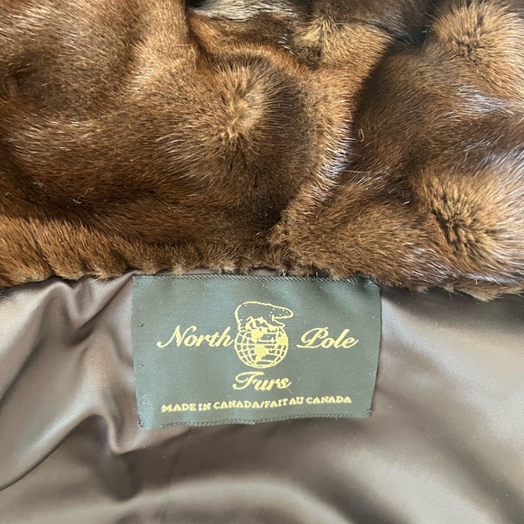 MINK FUR COAT -North Pole Furs- Original Authentic Mink fur in chocolate brown. - Picture 5 of 5